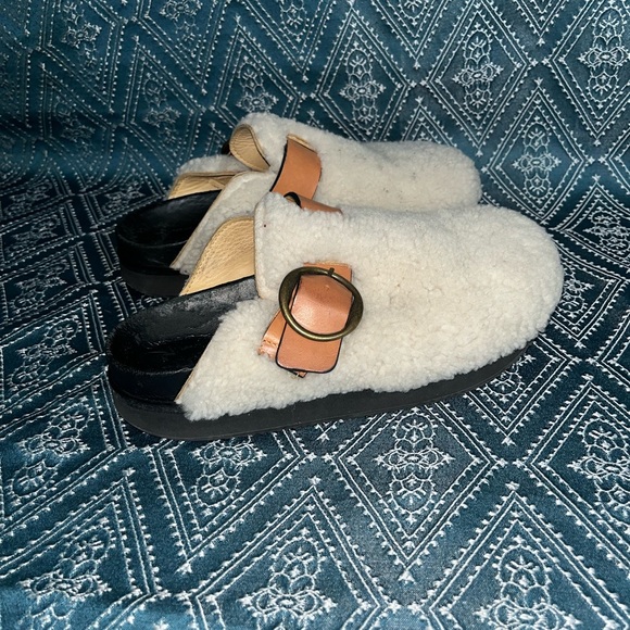Isabel Marant Shearling Mule - Picture 3 of 7